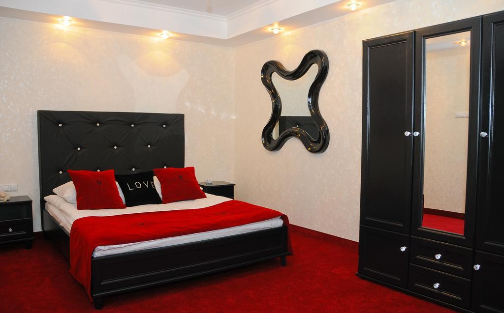 Hotel Lord Debica Habitación foto